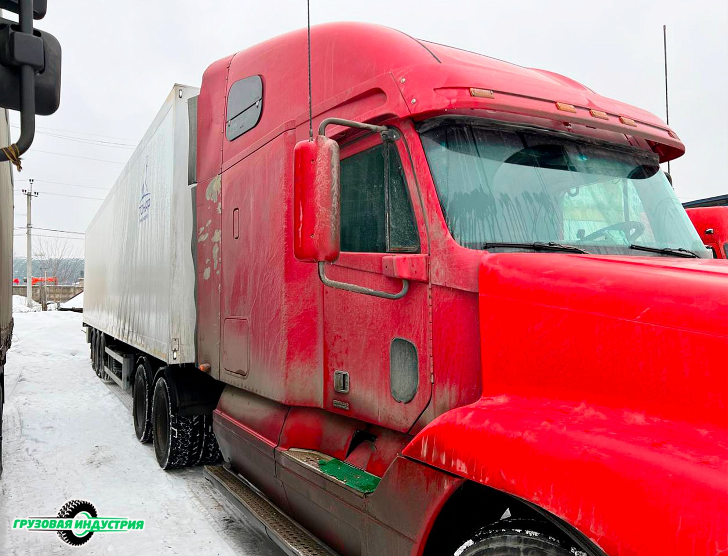 Отгрузка изотермического полуприцепа Тонар R3-13 в г. Москва